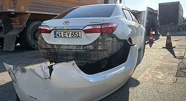 Bolu'da kamyonla otomobil çarpıştı