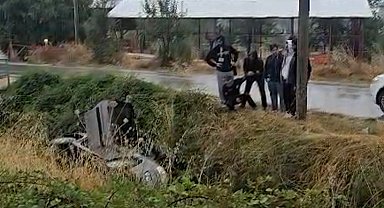 Bolu'da otomobil sulama kanalına uçtu: 1 yaralı