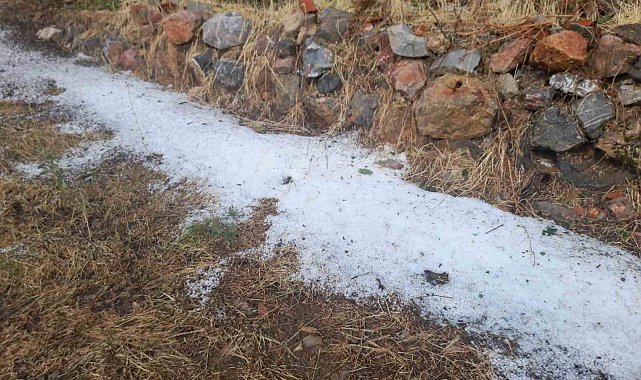 Bozkır'da sağanak ve dolu etkili oldu