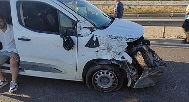 Bursa'da 5 araçlı zincirleme kaza: 1 yaralı