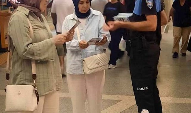 Bursa'da polis ekiplerinden vatandaşlara güvenlik bilgilendirmesi