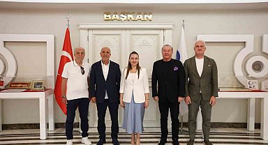 Büşra Özdemir, Alanyaspor yönetimini ağırladı
