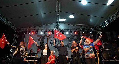 Büyük Zafer'in 104'üncü yılı Ataşehir'de coşkuyla kutlandı