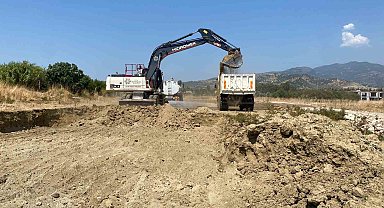 Büyükşehir'in ulaşım yatırımları 17 ilçede eş zamanlı olarak devam ediyor