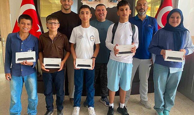 Çameli'de başarılı öğrenciler ödüllerle uğurlandı