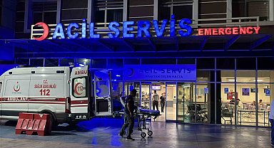 Çanakkale'de evinde rahatsızlanan komedyen Cem Yılmaz hastaneye kaldırıldı