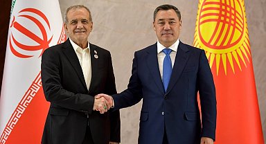 Caparov ve Pezeşkiyan bir araya geldi