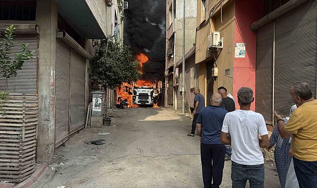 Çay içmeye giden ASKİ ekiplerinin vidanjörü yandı, mahalleli canını zor kurtardı