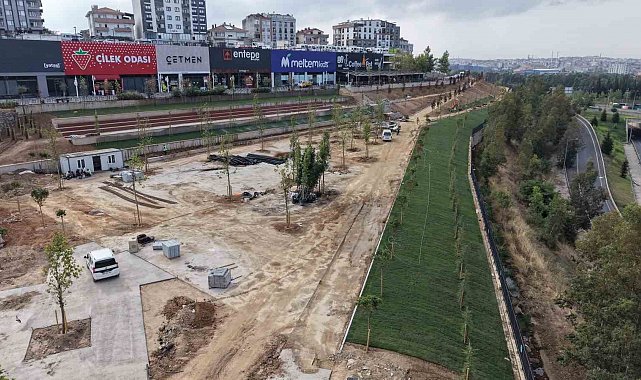 Çayırova'da park ve yeşil alanlar yenileniyor