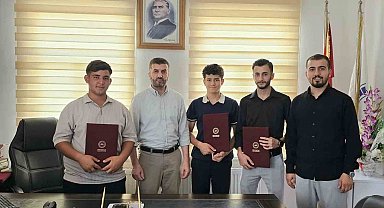 Çermikte hafızlık eğitimini tamamlayanlara belgeleri verildi