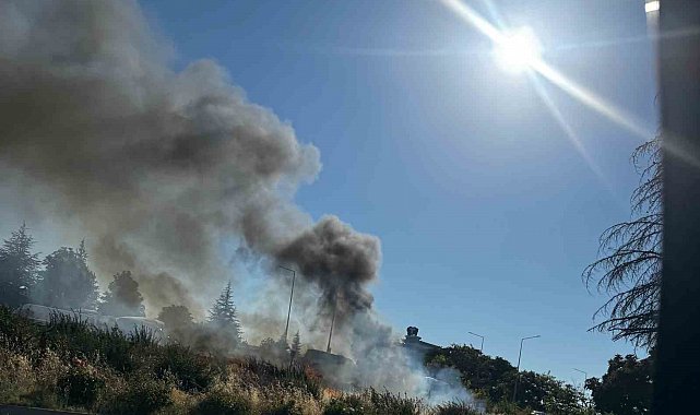 Çevre yolunda alev alan araç küle döndü