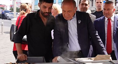 CHP İstanbul İl Başkanı Gürsel Tekin Taksim'de esnaf ve vatandaşlarla buluştu