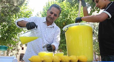 Cizre'de yaz aylarının serinleten lezzeti: Cizre limonatası