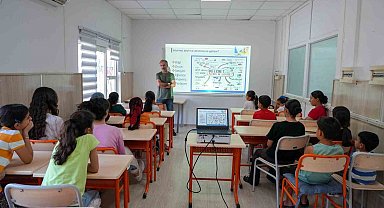 Çocuklara güvenli internet eğitimi verildi
