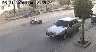 Çorum'da motosiklet ile bisiklet çarpıştı: 2 yaralı