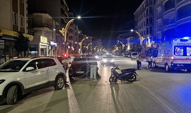Çorum'da otomobil ile motosiklet çarpıştı: 1 yaralı