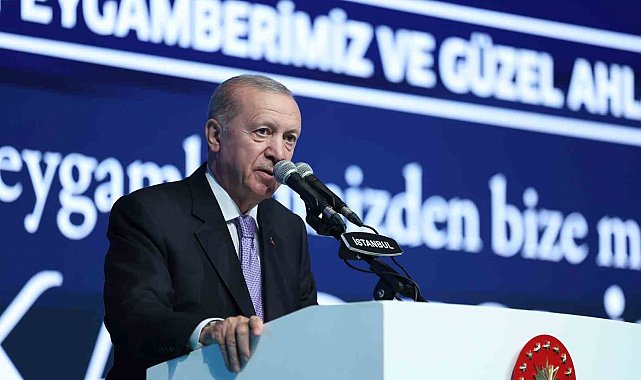 Cumhurbaşkanı Erdoğan: "Müslümanlar olarak başkalarına umut bağlamakla hiçbir yere varamayız"