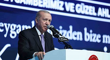 Cumhurbaşkanı Erdoğan: "Müslümanlar olarak başkalarına umut bağlamakla hiçbir yere varamayız"