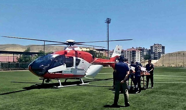 Darende'de kalp krizi geçiren 16 yaşındaki hasta hava ambulansıyla Malatya'ya sevk edildi