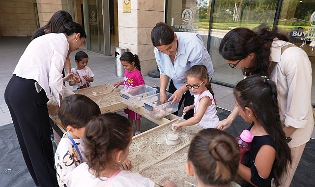 Denizli Büyükşehirden miniklere bilim, tarih ve trafik eğitimi