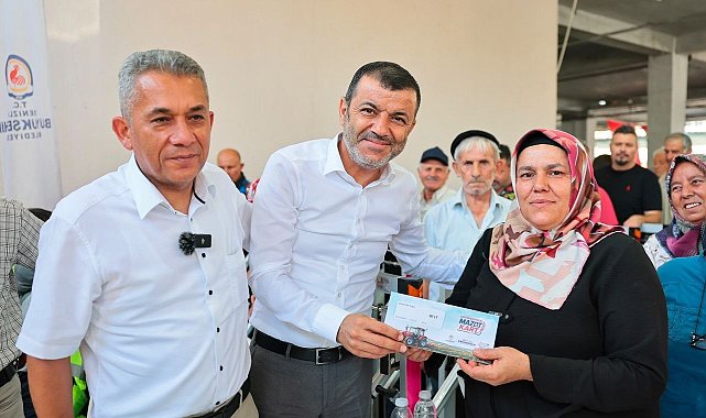 Denizli'de üreticinin yüzü Büyükşehir ile gülüyor