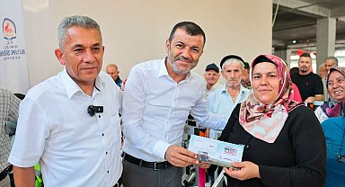 Denizli'de üreticinin yüzü Büyükşehir ile gülüyor