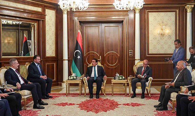 Dışişleri Bakanı Fidan Libya Başkanlık Konseyi Başkanı el-Menfi ile görüştü