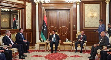 Dışişleri Bakanı Fidan Libya Başkanlık Konseyi Başkanı el-Menfi ile görüştü