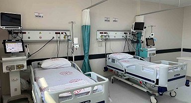 Diyarbakır Gazi Yaşargil Eğitim ve Araştırma Hastanesi'nde 60 yataklı 3. basamak yoğun bakım ünitesi hizmete açıldı