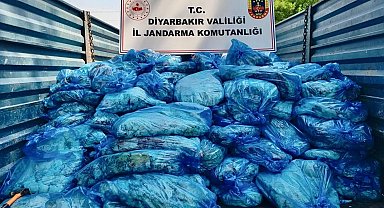 Diyarbakır'da 3 ton hayvansal iç yağ ele geçirildi