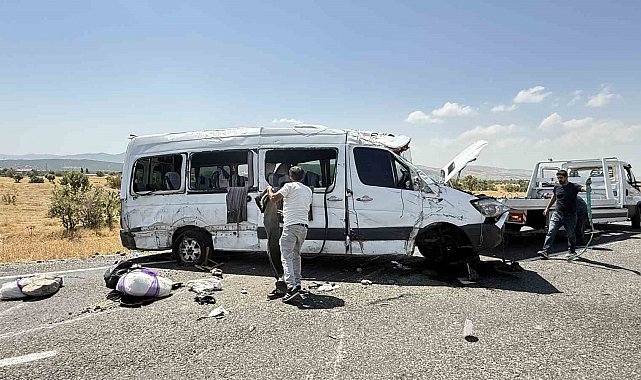 Diyarbakır'da minibüs kazasında ölü sayısı 5'e yükseldi