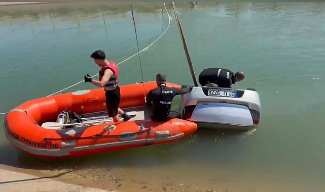 Diyarbakır'da otomobil su kanalına düştü: 5 kişi kendi imkanları ve çevredekilerin yardımıyla kurtuldu