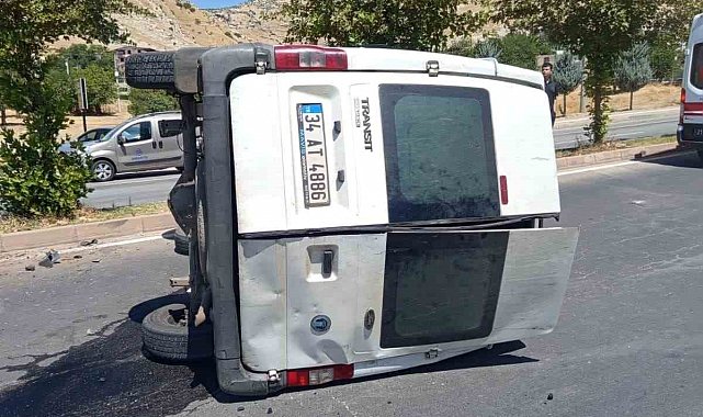 Diyarbakır'da trafik kazası: 2 yaralı