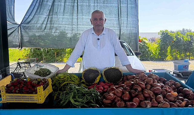 Doğal Ürünler Bahçesi Pazarı, organik gıdayı vatandaşlara sunmaya devam ediyor