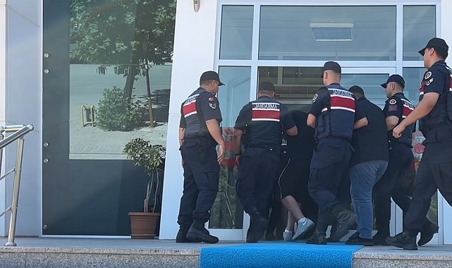 Dolandırıcılar 1 milyon liralık altınla kaçtı, jandarma 48 saat geçmeden yakaladı