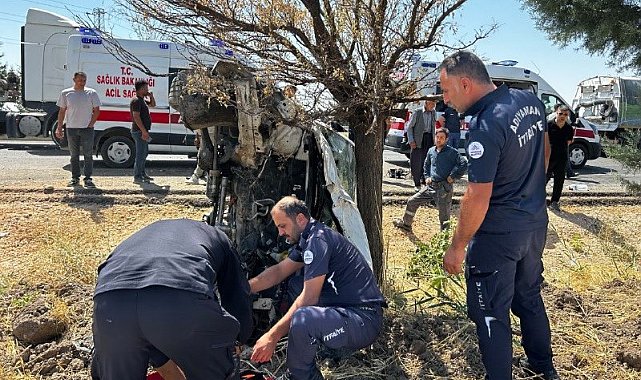 Düğün törenine giden aile kaza yaptı: 6 yaralı