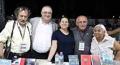 Edremit Kitap Fuarı'nda dördüncü gün de kültür ve sanatla dolu geçti
