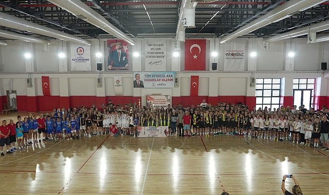Ege'nin genç sporcuları Denizli'de buluştu