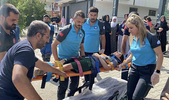Elazığ'da bisiklet otomobile çarptı: 3 çocuk yaralandı