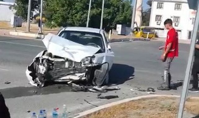 Elazığ'da trafik kazası: 2 yaralı
