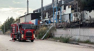 Elazığ'da yalıtım fabrikasında çıkan yangın 3,5 saatlik çalışmayla söndürüldü