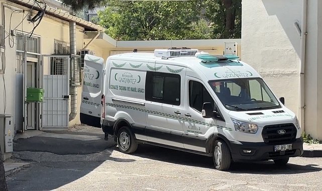 Elektrik akımına kapılan demir doğrama ustası hayatını kaybetti