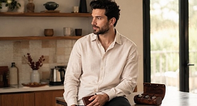 Erkek Gömlek Seçerken Kumaş, Desen ve Model Rehberi