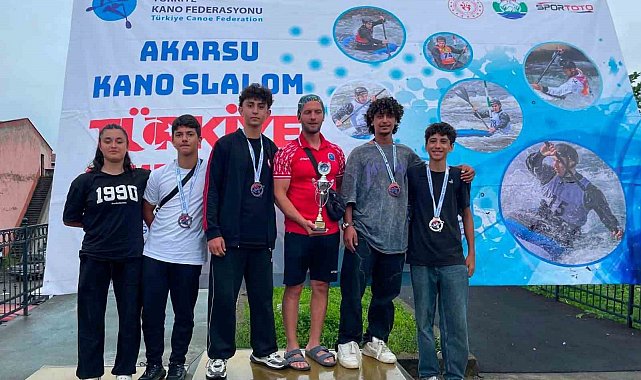 Erzincanlı sporculardan Akarsu Slalom Türkiye Şampiyonası'nda 4 derece