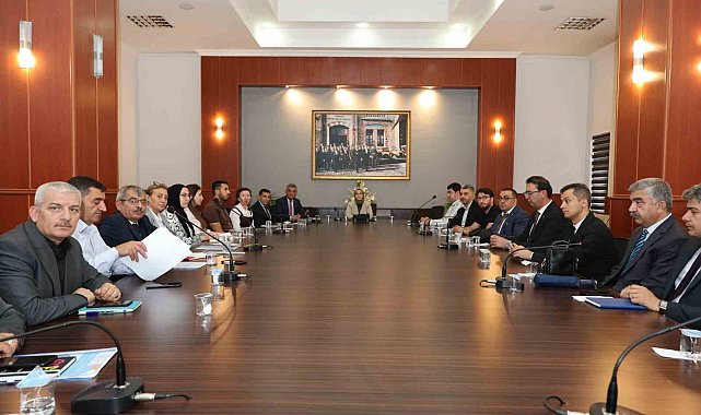Erzurum'da Hayat Boyu Öğrenme Komisyonu toplandı