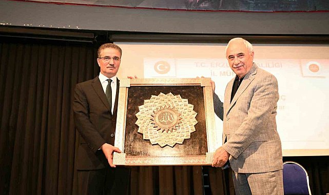Erzurum'da "Peygamberimiz ve Güzel Ahlak" konferansı