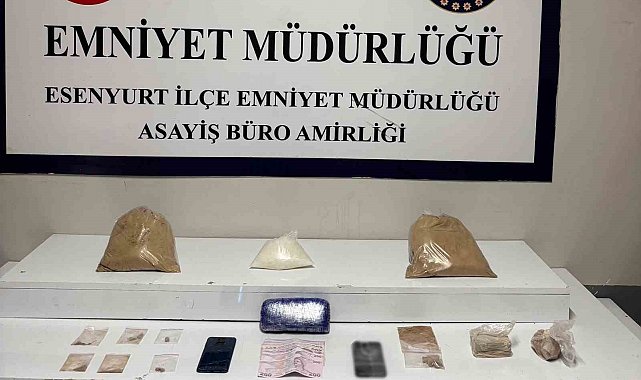 Esenyurt'ta düzenlenen operasyonda 7,5 kilo uyuşturucu geçirildi
