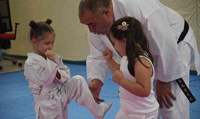 Eskişehir'de geleceğin karatecileri Yenikent'te yetişiyor