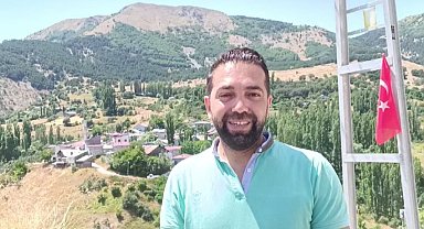 Far ışığını gören dev tavşan kaçtı