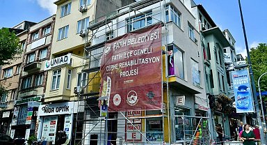 Fatih'in tarihi caddelerinde dönüşüm: 92 bina yeni görünümüne kavuşuyor